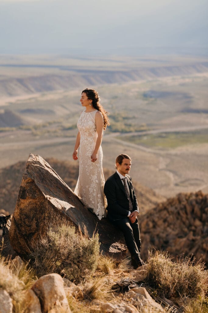 A couple elopes in Bishop California on a stunning Spring day.