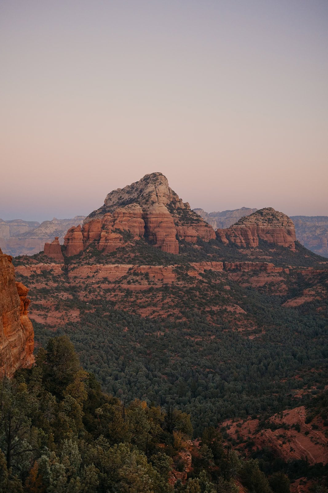 A sunset view of Sedona AZ