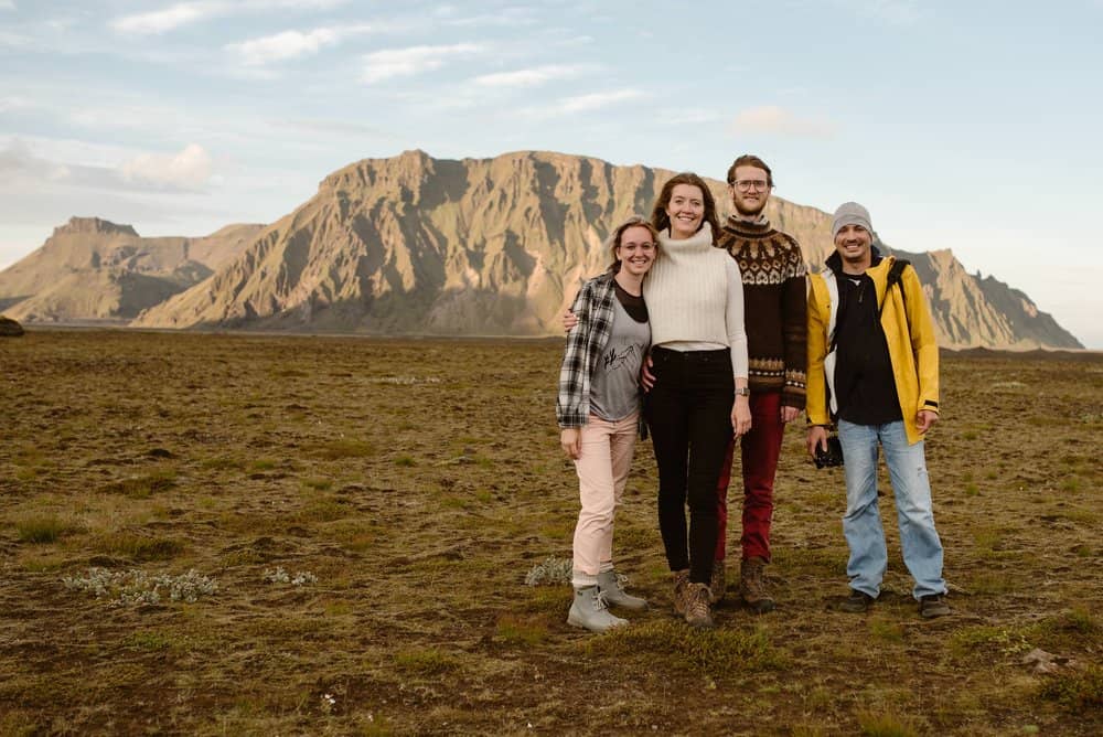 A group photo of everyone on the shoot. 